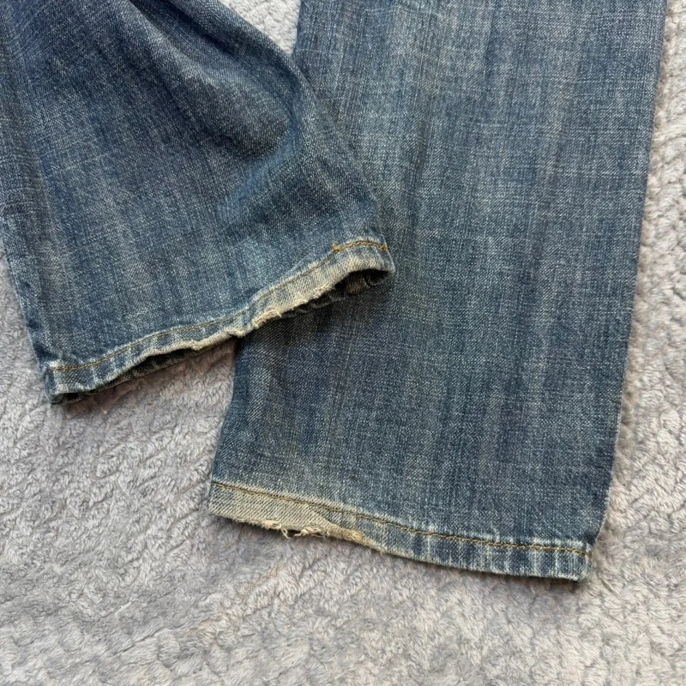 Levi's 514 Jeans Mens 33x31 Blue Straight Fit Denim Pants 00514-0563